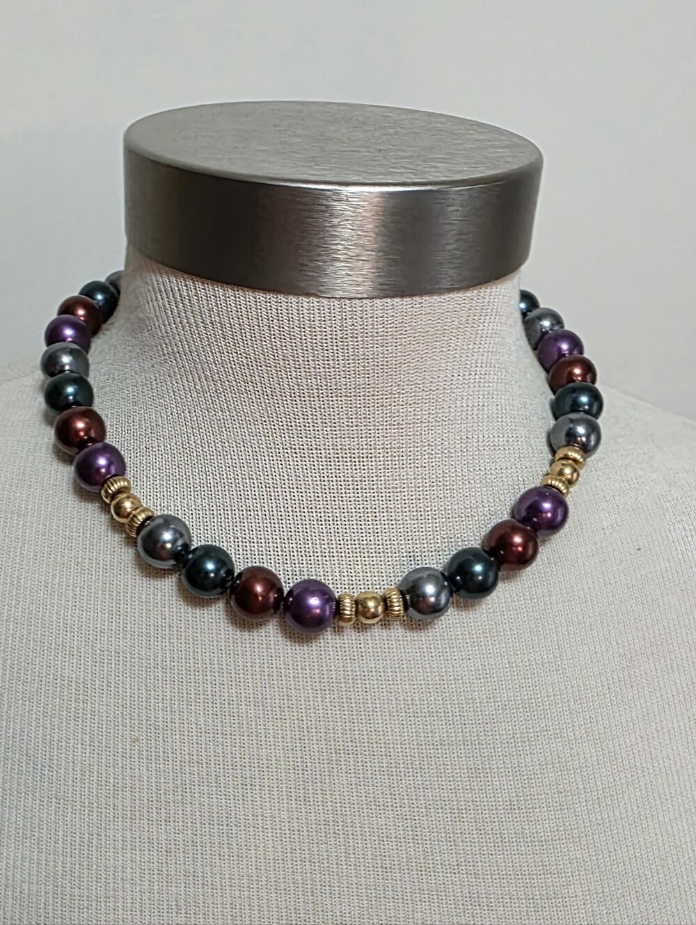 Vintage Marvella Faux Pearl Necklace Collar 17" Fold Over Clasp